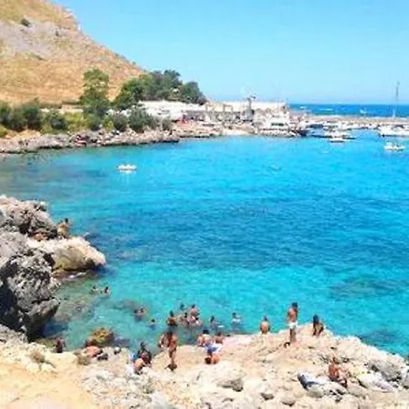 Seaside Ashur Mondello