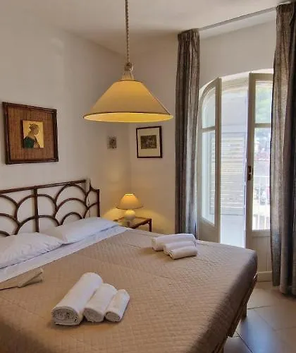 Seaside Ashur Apartman *