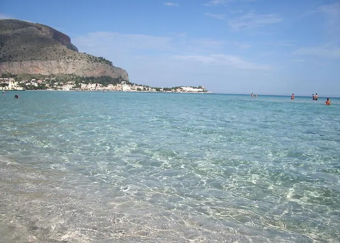 Apartman Seaside Ashur Mondello